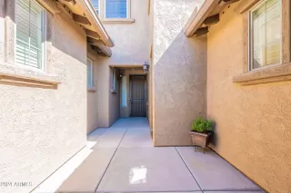 Photo #4: 6687237 Listing