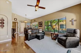 Photo #1: 6687320 Listing 