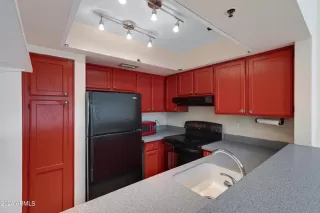 Photo #5: 6687378 Listing