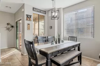 Photo #3: 6687437 Listing