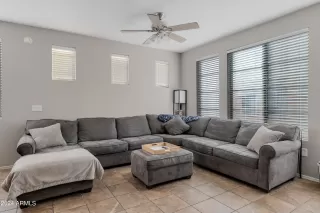 Photo #4: 6687437 Listing