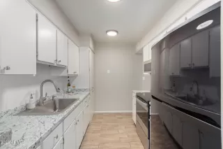 Photo #5: 6687648 Listing