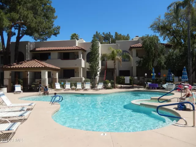 MLS: 6687711 Condo For Sale