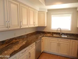 Photo #6: 6687711 Listing 