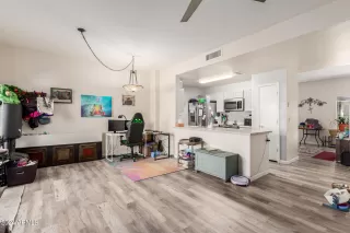 Photo #5: 6687714 Listing