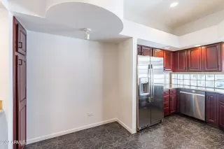 Photo #4: 6687736 Listing