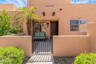 Photo #2: 6687739 Listing