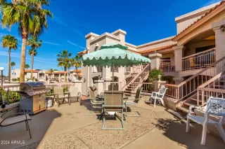 Photo #2: 6687878 Listing 