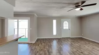 Photo #2: 6687983 Listing 