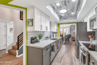 More Details about MLS # 6688018 : 5830 N 12TH PLACE#8