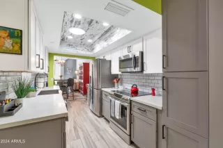 Photo #1: 6688018 Listing 