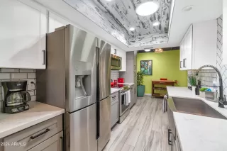 Photo #5: 6688018 Listing 