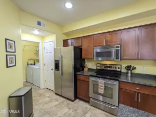 Photo #4: 6688066 Listing