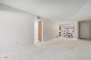 Photo #5: 6688130 Listing 