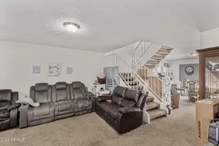 Photo #5: 6688169 Listing 