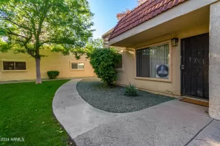 Photo #2: 6688181 Listing 