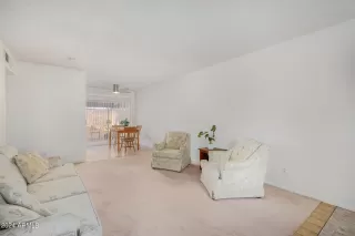 Photo #5: 6688181 Listing 