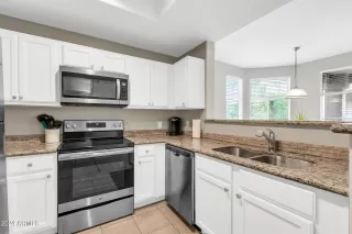 Photo #1: 6688232 Listing