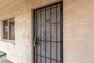 Photo #3: 6688602 Listing 