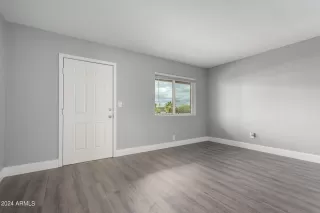 Photo #4: 6688602 Listing 