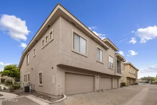 Photo #2: 6688873 Listing 