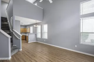 Photo #5: 6688873 Listing 