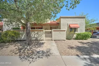 Photo #3: 6688923 Listing