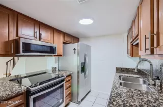 Photo #3: 6688977 Listing 