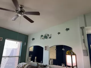 Photo #4: 6689073 Listing