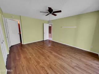 Photo #4: 6689091 Listing