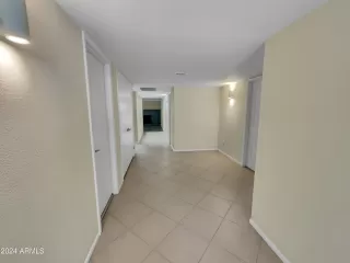 Photo #5: 6689091 Listing