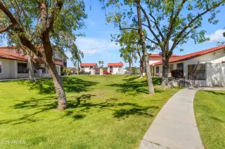 Photo #3: 6689104 Listing