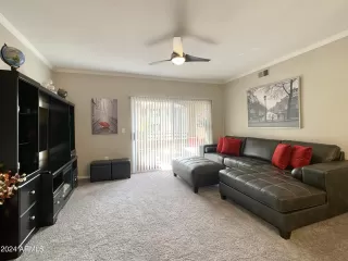 Photo #2: 6689375 Listing