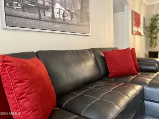 Photo #6: 6689375 Listing