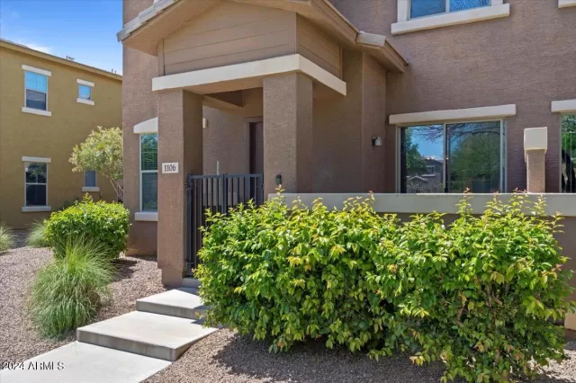 MLS: 6689393 Condo For Sale