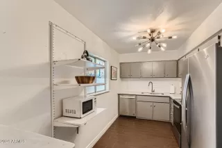 Photo #2: 6689807 Listing 