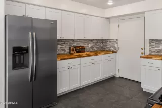 Photo #1: 6689827 Listing