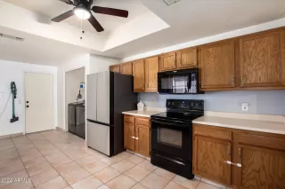 Photo #6: 6689959 Listing 