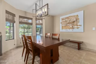 Photo #5: 6689983 Listing