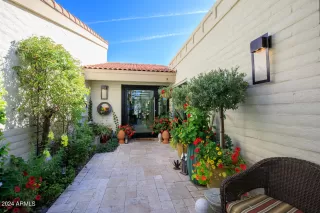 Photo #2: 6690005 Listing 