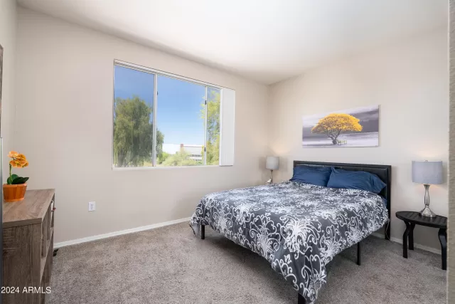 MLS: 6690010 Condo For Sale