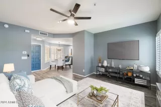 Photo #2: 6690227 Listing 