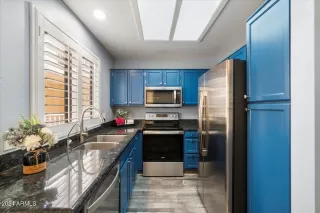 Photo #6: 6690227 Listing 