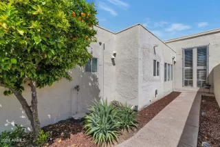 Photo #2: 6690291 Listing 