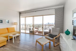 Photo #6: 6690315 Listing