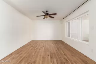 Photo #3: 6690359 Listing