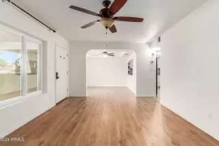 Photo #5: 6690359 Listing