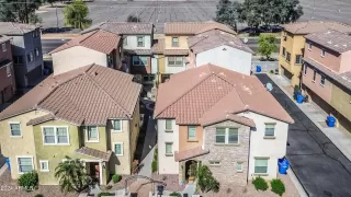 Photo #4: 6690376 Listing