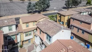 Photo #5: 6690376 Listing