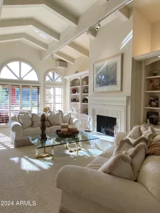 Photo #5: 6690520 Listing